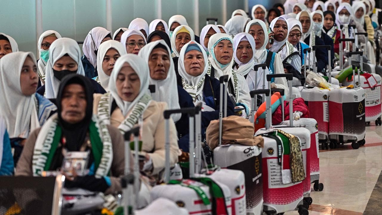 12 Kloter Jemaah Haji Gelombang 1 Mulai Dipindahkan ke Makkah Hari Ini (30 April 2026)